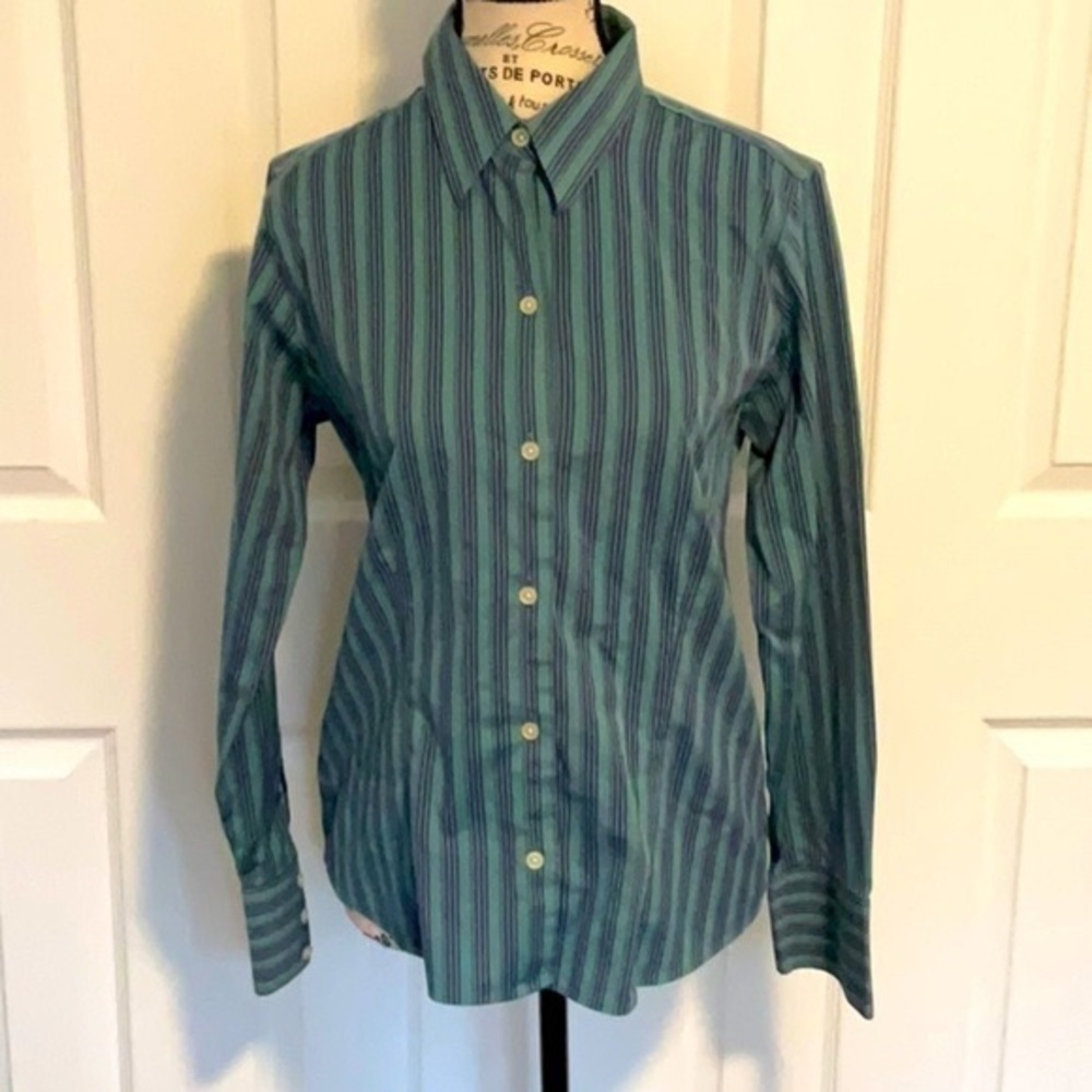 Eddie Bauer Striped Button  Down Shirt in Size Medium
